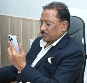 सीएम विष्णुदेव साय ने हेलन केलर अवार्ड से सम्मानित कलाकार बसंत साहू को दी बधाई