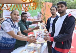 सुशासन दिवस पर अटल जी के व्यक्तित्व एवं कृतित्व पर नालंदा परिसर में लगी प्रदर्शनी: प्रदर्शनी में विष्णु देव साय सरकार  की जनकल्याणकारी योजनाओं और  एक वर्ष की उपलब्धियों की मिल रही जानकारी