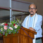  अपनी भावनाओं, दुख और खुशी को व्यक्त करने का सबसे सरल और सशक्त माध्यम हमारी मातृभाषा होती है-डेका