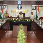 राज्यपाल रमेन डेका से रक्षा महाविद्यालय नई दिल्ली के अध्ययन दल ने की सौजन्य भेंट