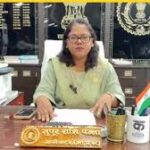  कलेक्टर  प्रजापति ने स्वयं की स्व-गणना, नागरिकों को डिजिटल भागीदारी का दिया संदेश