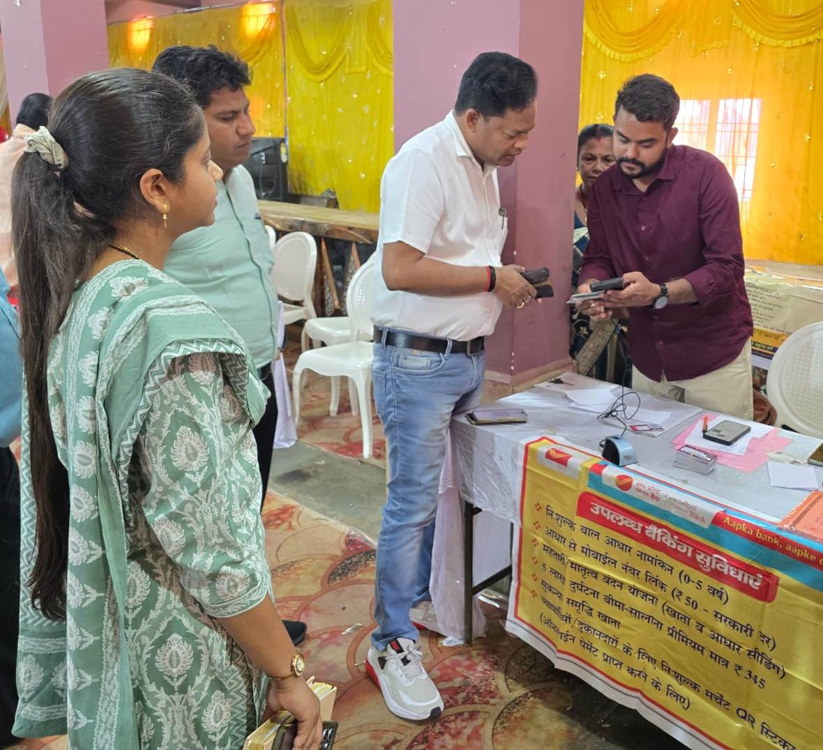  सुशासन तिहार में समाधान की पहल, शिविर में उमड़ी लोगों की भीड़