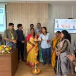  कलेक्टर एस. जयवर्धन ने ग्राम खोपा में जनगणना कार्य का किया निरीक्षण