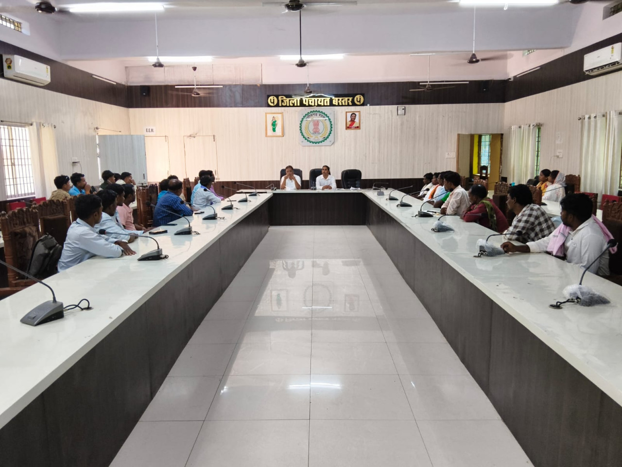 छत्तीसगढ़ होमस्टे नीति 2025-30 के तहत आयोजित बैठक में हितग्राहियों को दी गई व्यवसाय संचालन, ऋण सुविधा एवं पर्यटन संभावनाओं की जानकारी’