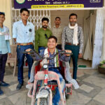 दिव्यांग मनुराज को मिला संबल, मोटराइज्ड ट्राईसाइकिल से अब शिक्षा की राह होगी आसान
