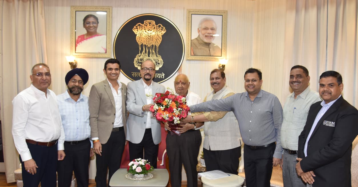  राज्यपाल डेका से निजी विश्वविद्यालयों के पदाधिकारियों ने की भेंट
