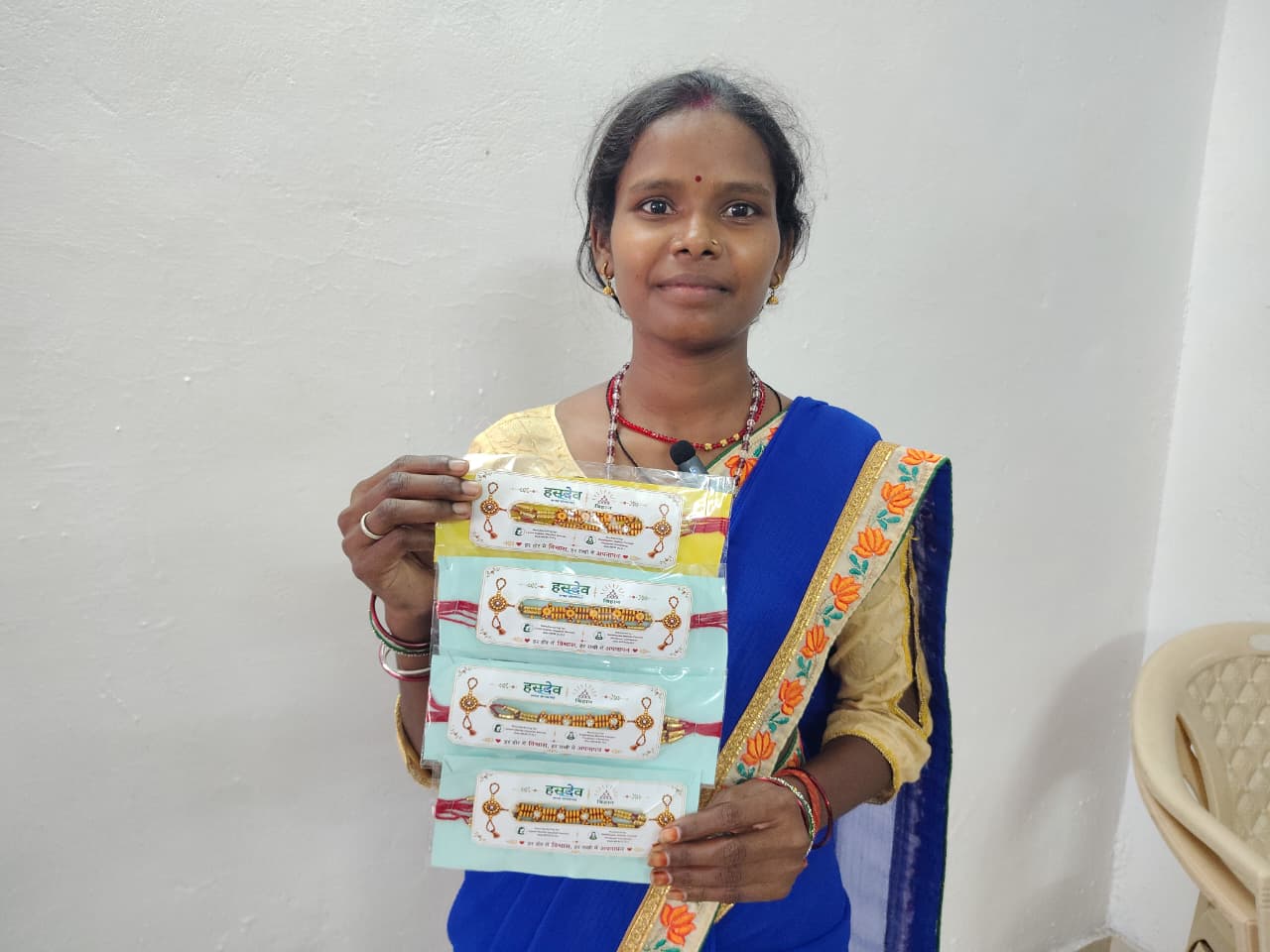 चेहरों में खुशी, होठों में मुस्कानकृबहनों की तरक्की विष्णु भैया का अरमान