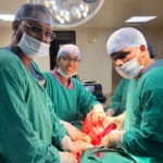 रायगढ़ मेडिकल कॉलेज के चिकित्सकों की उपलब्धि : महिला के पेट से निकाला गया 8 किलोग्राम वजनी विशालकाय ट्यूमर