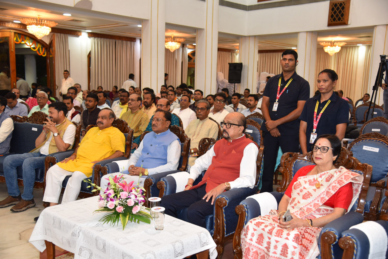 भारत रत्न डॉ. भूपेन हजारिका की जन्मशताब्दी पर लोक भवन में सांस्कृतिक संध्या