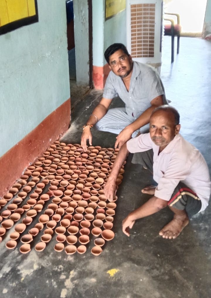आशीर्वाद का दीया: 25 वर्षों की जनसेवा को नमन