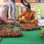 आशीर्वाद का दीया अभियान से जुड़ीं बिहान की महिलाएं: गढ़ रहीं ‘संकल्प के दीये’